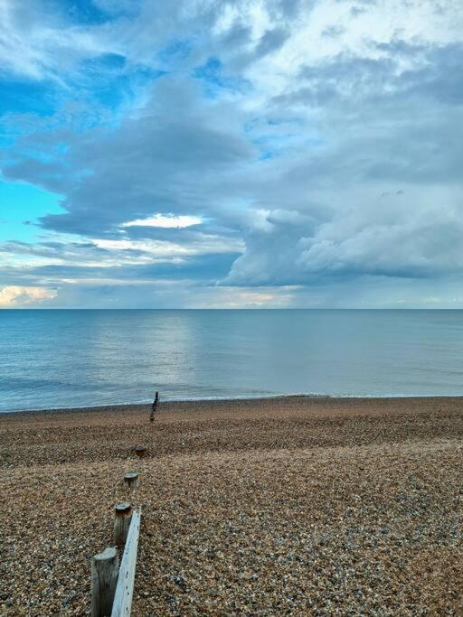Villa Rock House Deal Kent, Central Eclectic Boho Seaside Exterior foto